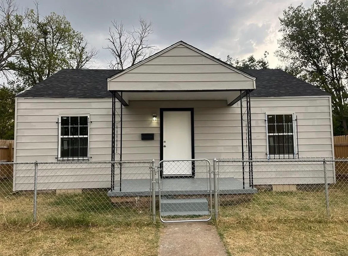 2 bed, 768 sqft, $575 — Photo 1