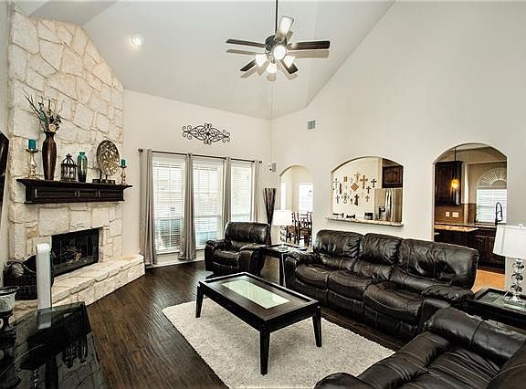 5th image of 317 Vatican Hill Dr