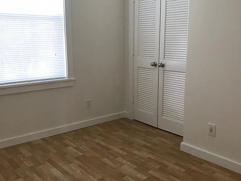 715 Caroline St #103 — Photo 23