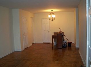 84-29 155th Ave APT 1E, Howard Beach, NY