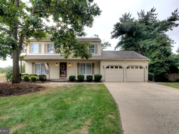 40 Crestwood Ave, Blackwood, NJ 08012