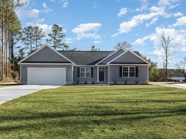 235 Yauhannah Lake Dr., Georgetown, SC 29440