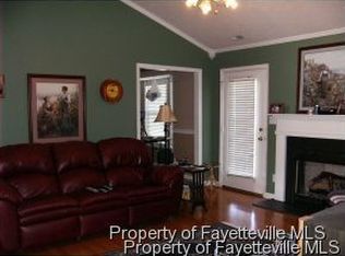 112 Haywood Dr, Raeford, NC 28376