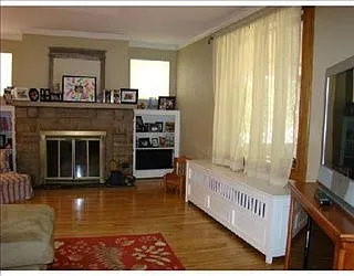 2523 Willowbrook Rd photo 1
