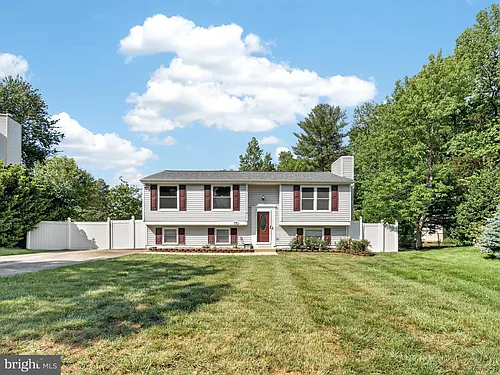 3806 Candlelight Ct Photo 1