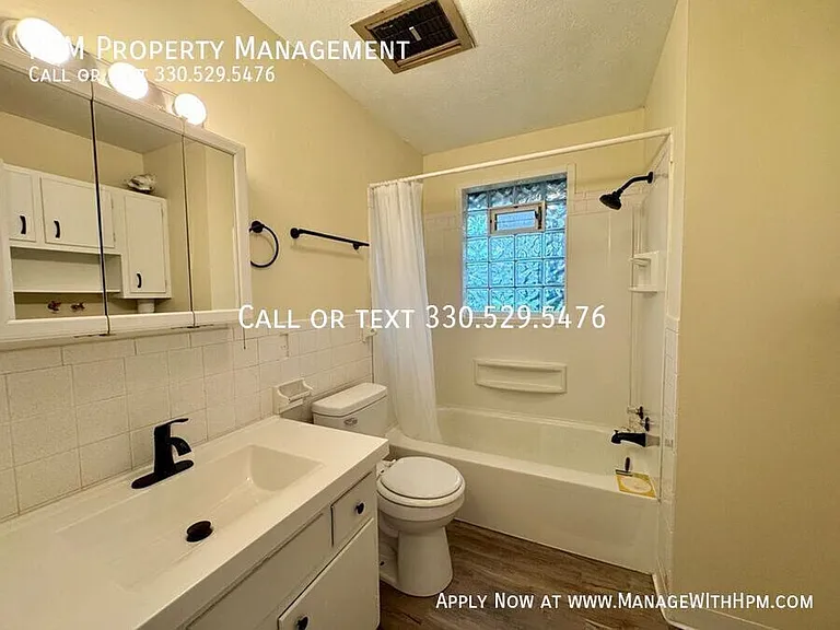 3741 Woodford Ave NW #4 — Photo 13