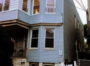 95 Wegman Pkwy, Jersey City, NJ 07305