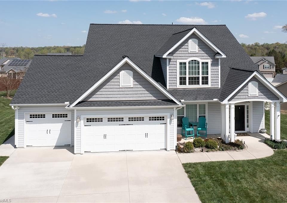 1st image of 160 Twisted Cypress Ln