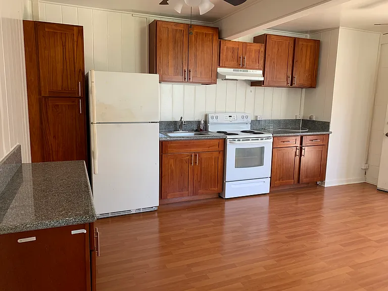 1469 Makiki St #3 — Photo 6
