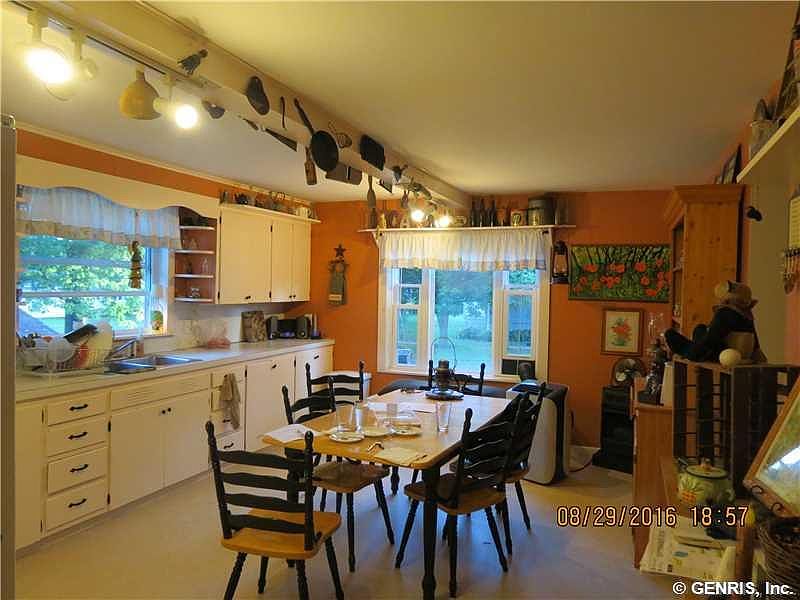 139 Lock St, Clyde, NY 14433 Zillow