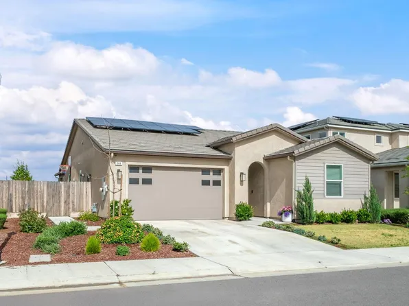 644 Atlantica Dr S, Madera, CA 93636