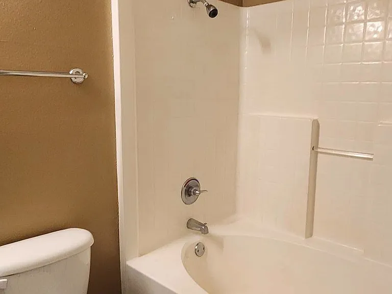 816 North St #25 — Photo 12