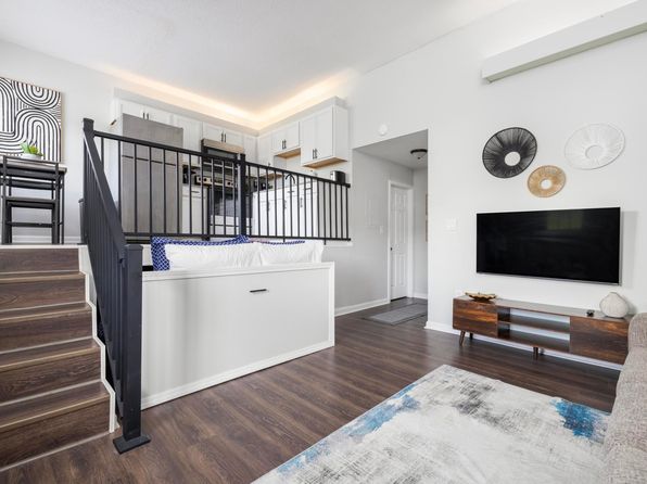 3804 Memorial Blvd #11
