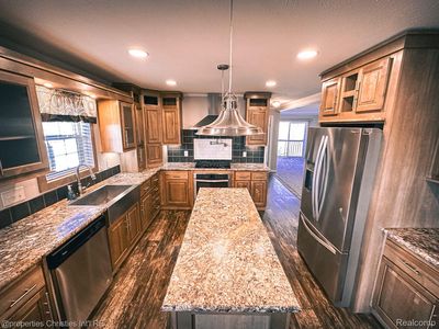 11201 Spring Arbor Ct, South Lyon, MI, 48178