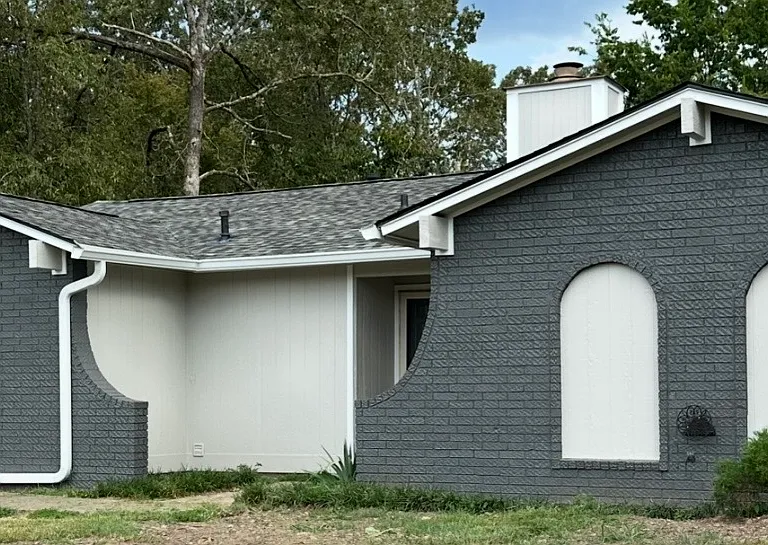 909 Nicole Dr — Photo 1