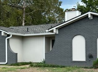 909 Nicole Dr, North Little Rock, AR 72118
