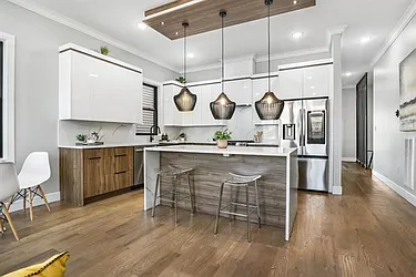 101 Thorne Street, #1