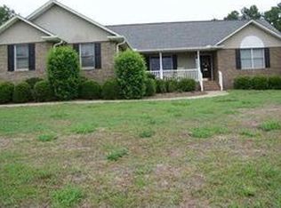 206 Robin Dr, Anderson, SC 29621
