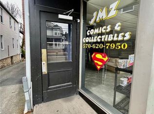 12 E Pennsylvania Ave APT 8, Pen Argyl, PA 18072