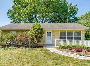 1108 Highland Rd, Mundelein, IL 60060