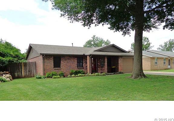 3rd image of 13672 S Hickory Pl E