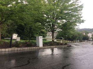 10 Ford Ct, Monroe, NY 10950