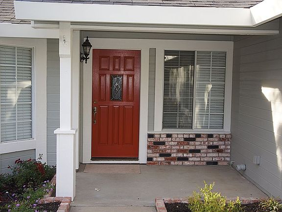 3rd image of 132 Witmer Dr