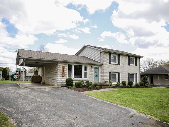 2nd image of 3524 Lucinda Dr