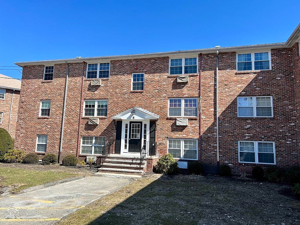 4 Colonial Village Dr APT 9, Arlington, MA 02474 Zillow