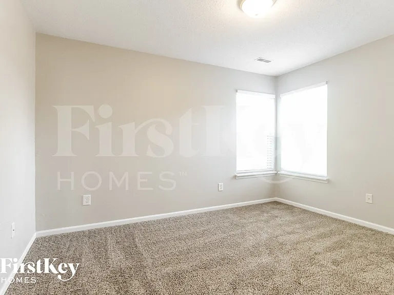 7126 Parklake Pl — Photo 9