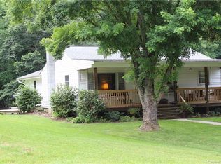 37 Parler Woods Holw, Candler, NC 28715