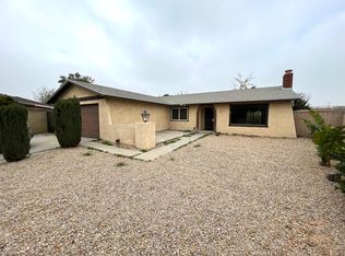 8641 Tangelo Ct, Fontana, CA 92335