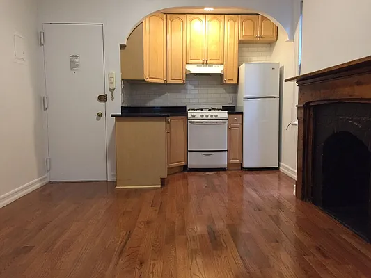 Rented by Michael Palmieri, LREB | media 19