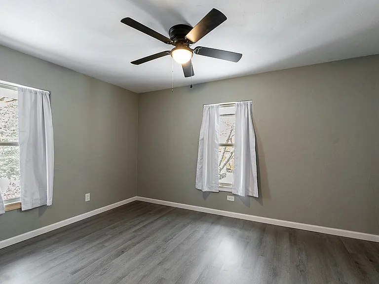 347 SW Jewell Ave — Photo 16