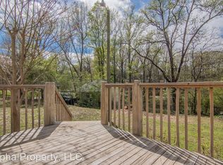 3 Pisgah Dr, Greenville, SC 29609