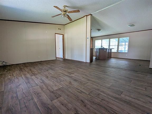 3rd image of 9619 Cypress Dr