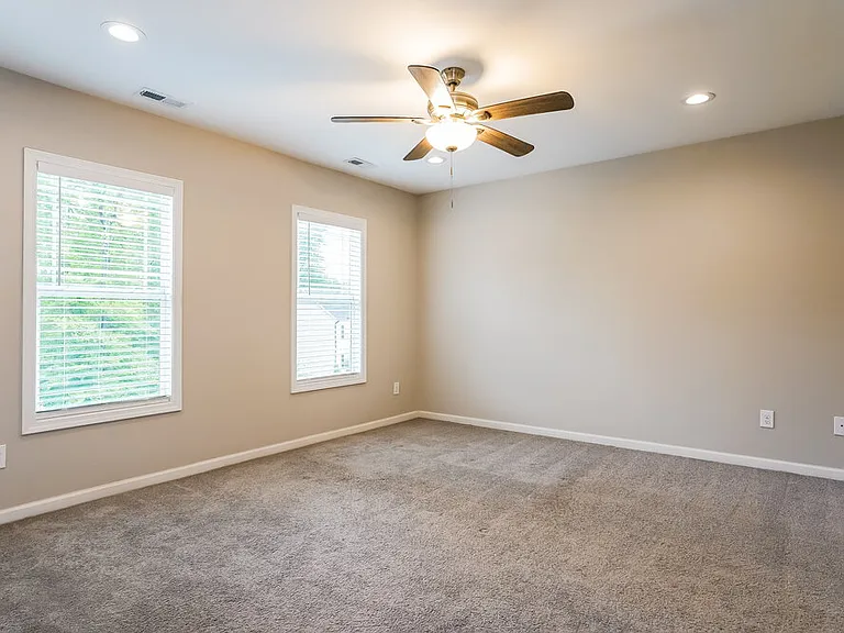 52 Rosemary St — Photo 10