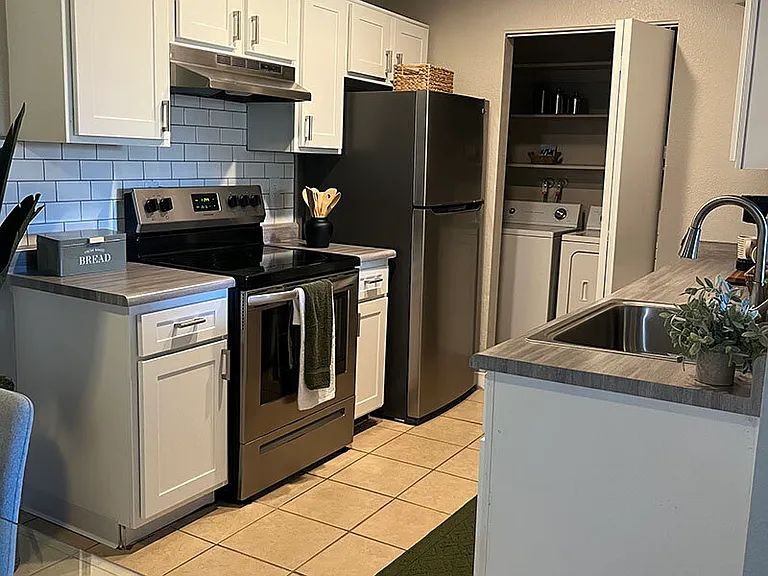 Gateway Villas — Photo 8