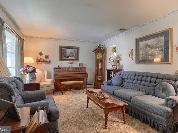 5th image of 512 Beech Ave