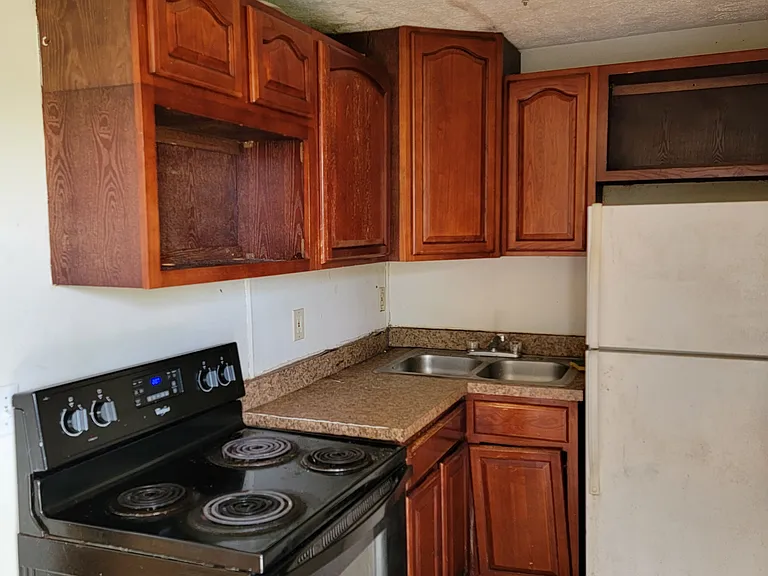 615 Eagleton Rd #615 — Photo 1