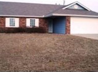2312 Raspberry Dr, Manhattan, KS 66502