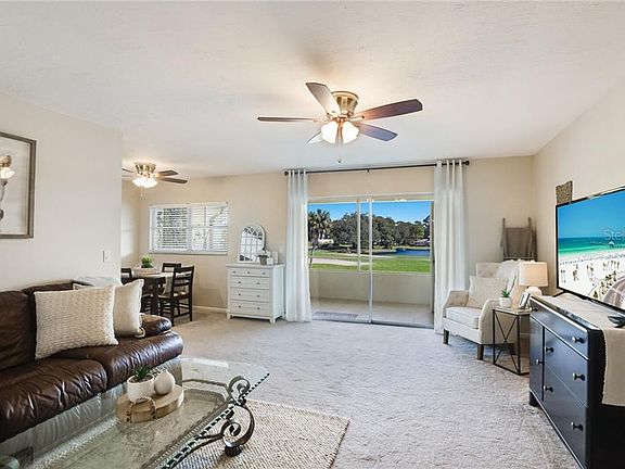 4th image of 7211 W Country Club Dr N APT 234
