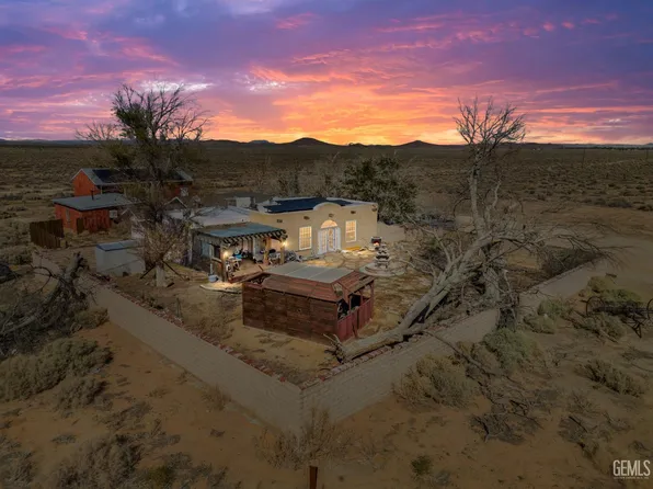 12964 Stubborn Mule Rd, Edwards, CA 93523