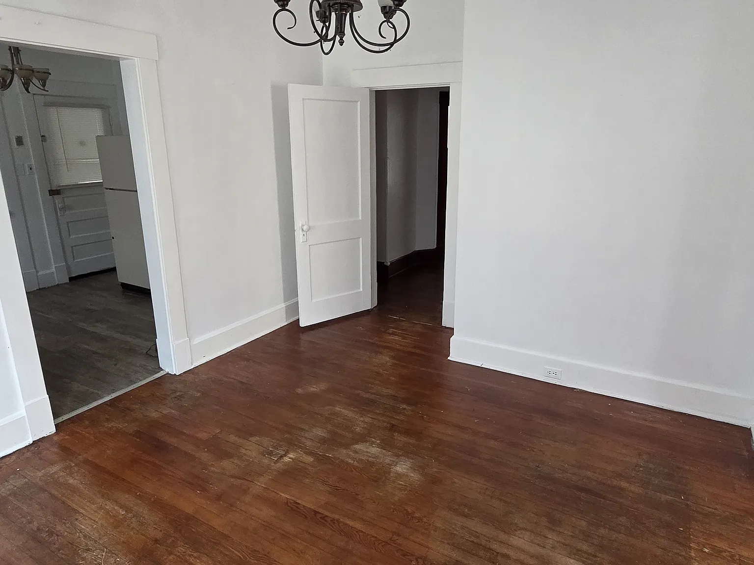 417 McCormick Blvd — Photo 4