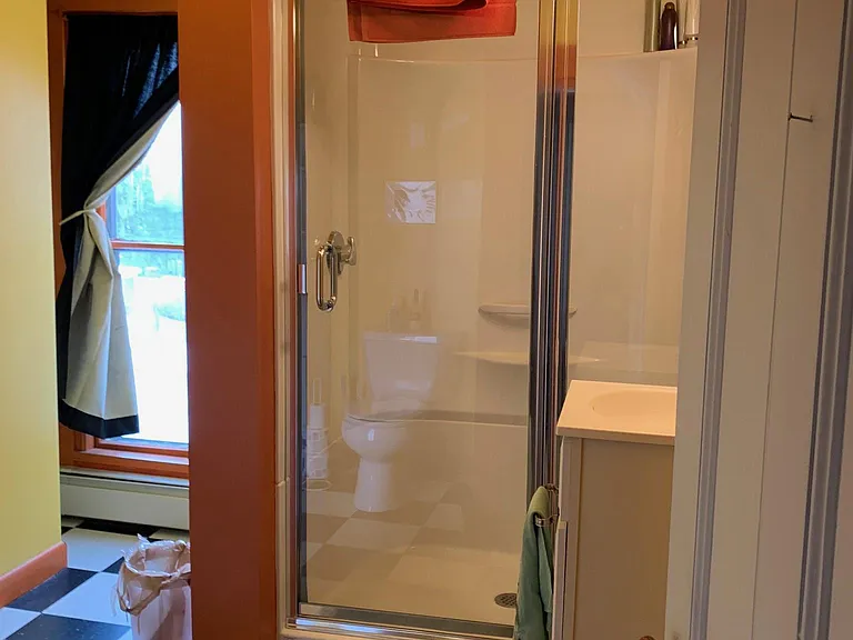 33 Oak Grove St #2 — Photo 6