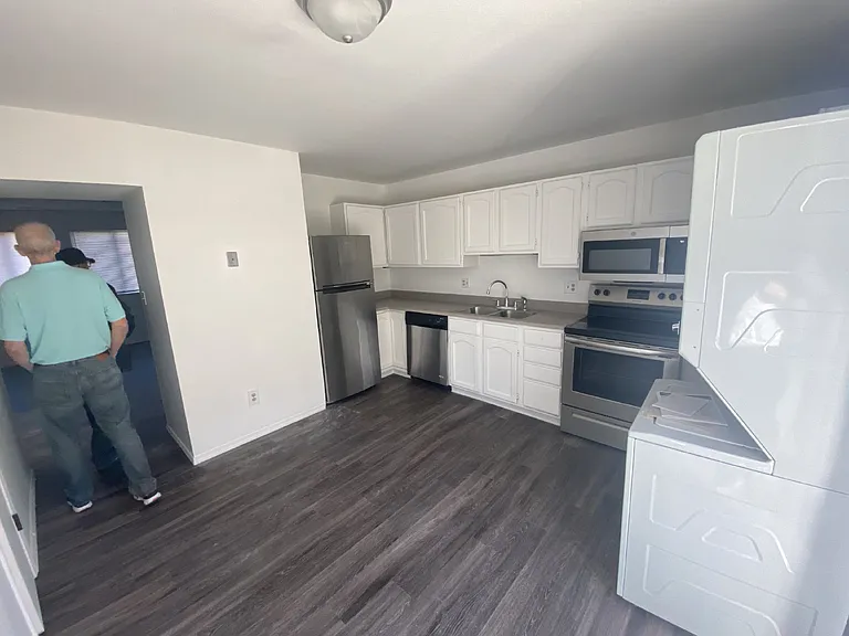 2629 E Uintah St #C — Photo 31