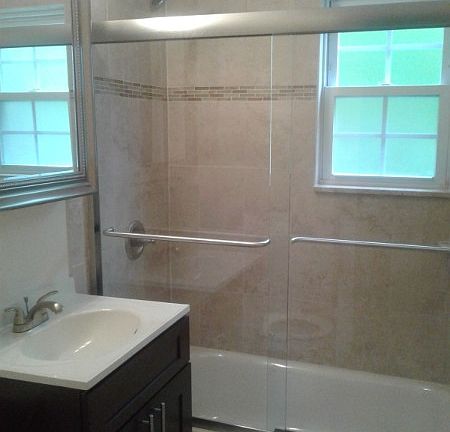3rd image of 263 Bloomfield Ave APT 18