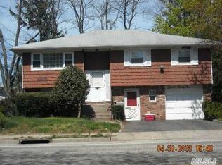 1321 Bellmore Ave, Bellmore, NY 11710