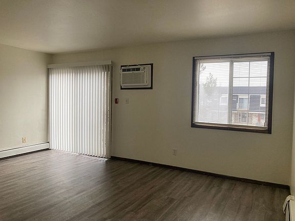 3rd image of 1929 Colony Ct #14