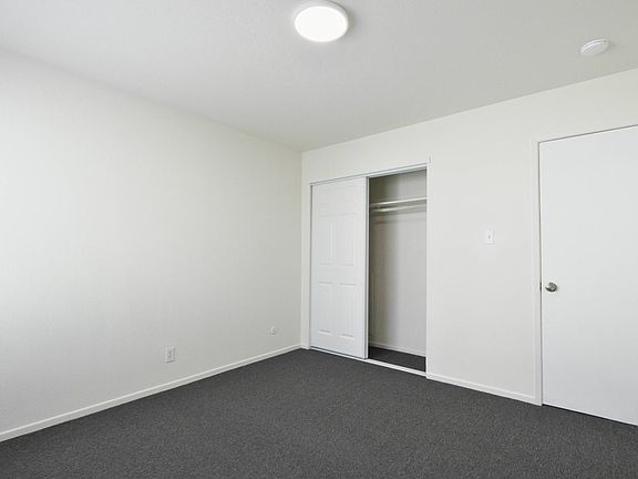 2nd image of 883 Bellevue Ave #3